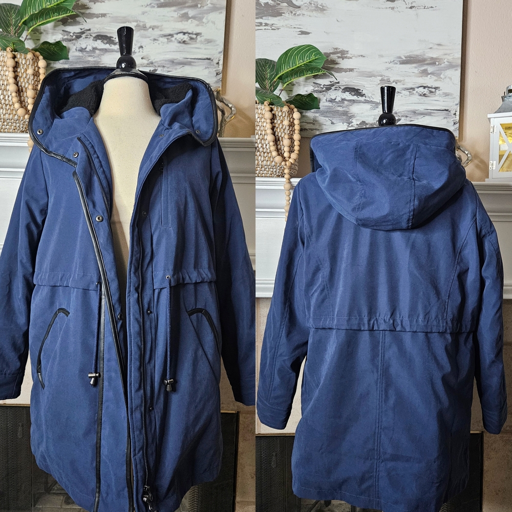 Woman Within Navy and Black Jacket 14W